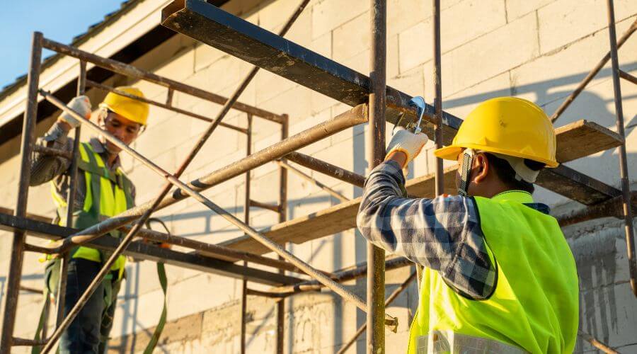 Professional fairlawn roofing services in Cee Vee, TX